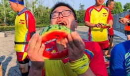 吃瓜大赛,吃瓜大赛精彩瞬间大盘点